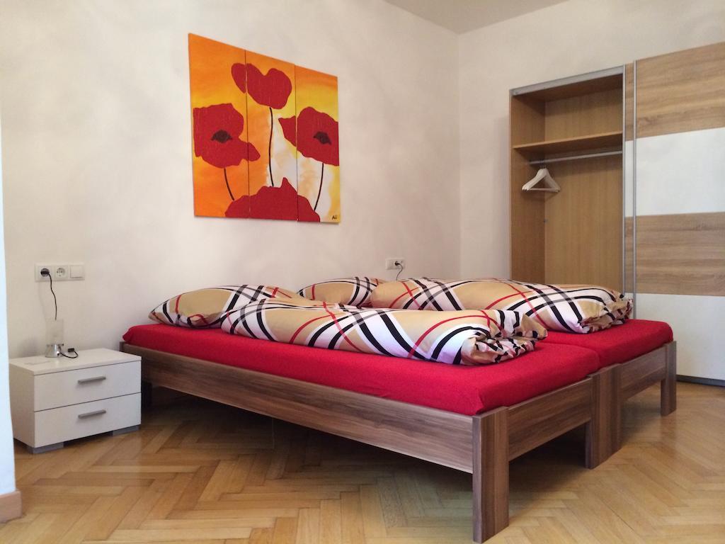 Rosengarten Apartments Bolzano Ruang foto